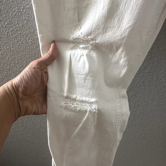 Hollister Women's Classic Stretch High Rise Super Skinny Jeans Size 15R/W32 L30 - Picture 8 of 12